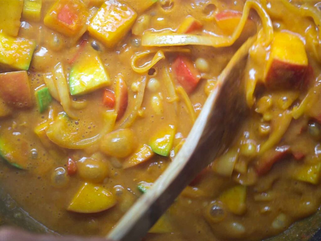 thickening pumpkin curry